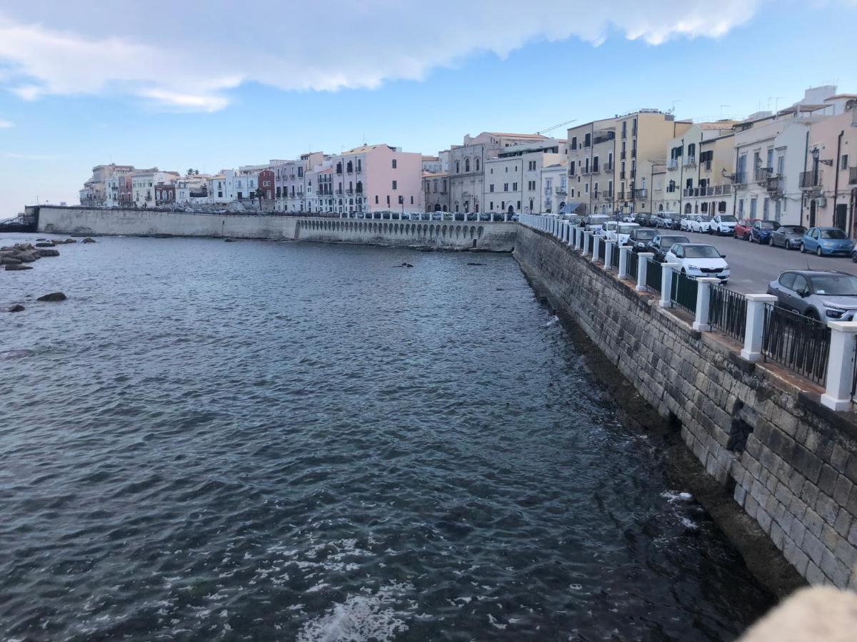 Alicea Apartment In Siracusa Syracuse Luaran gambar